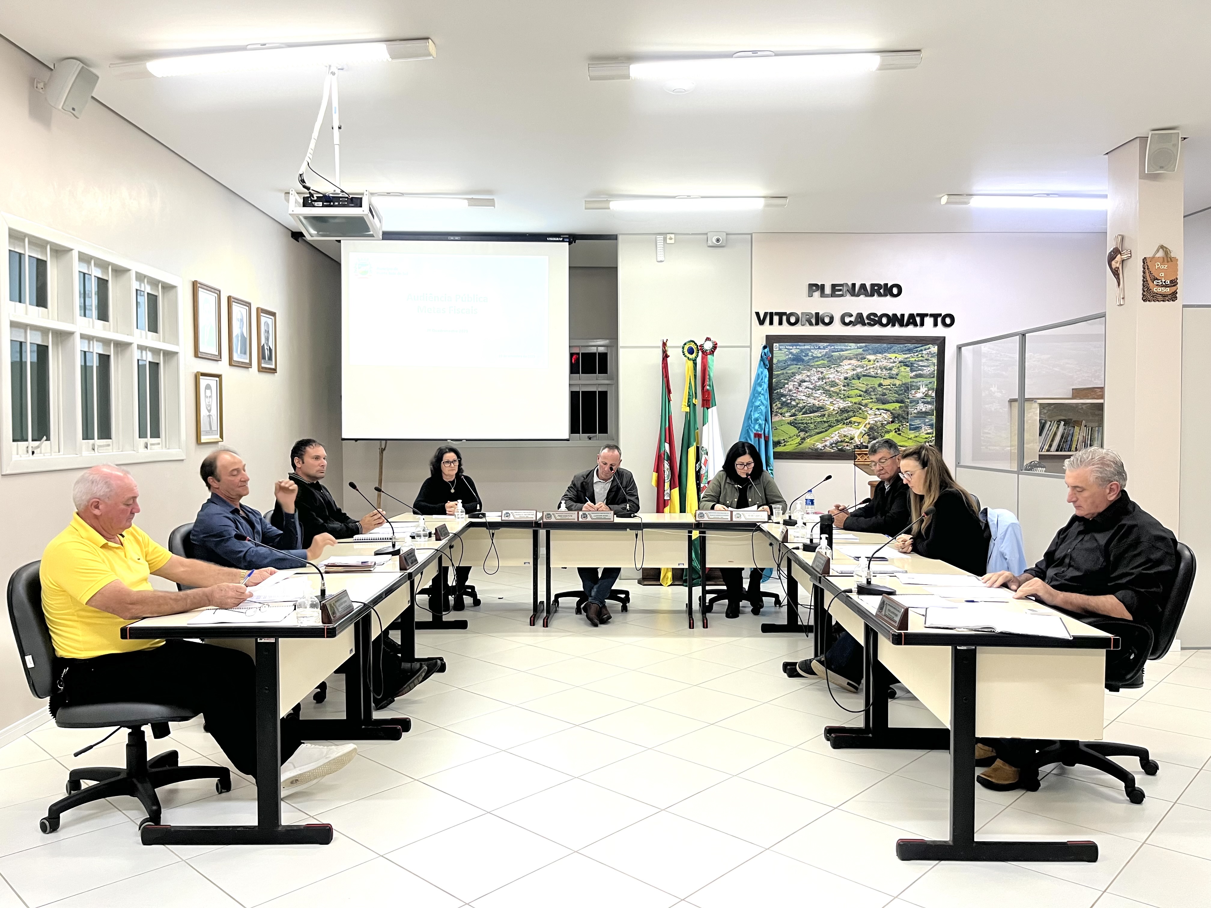 Oito matérias durante a sessão ordinária da Câmara de Vereadores 