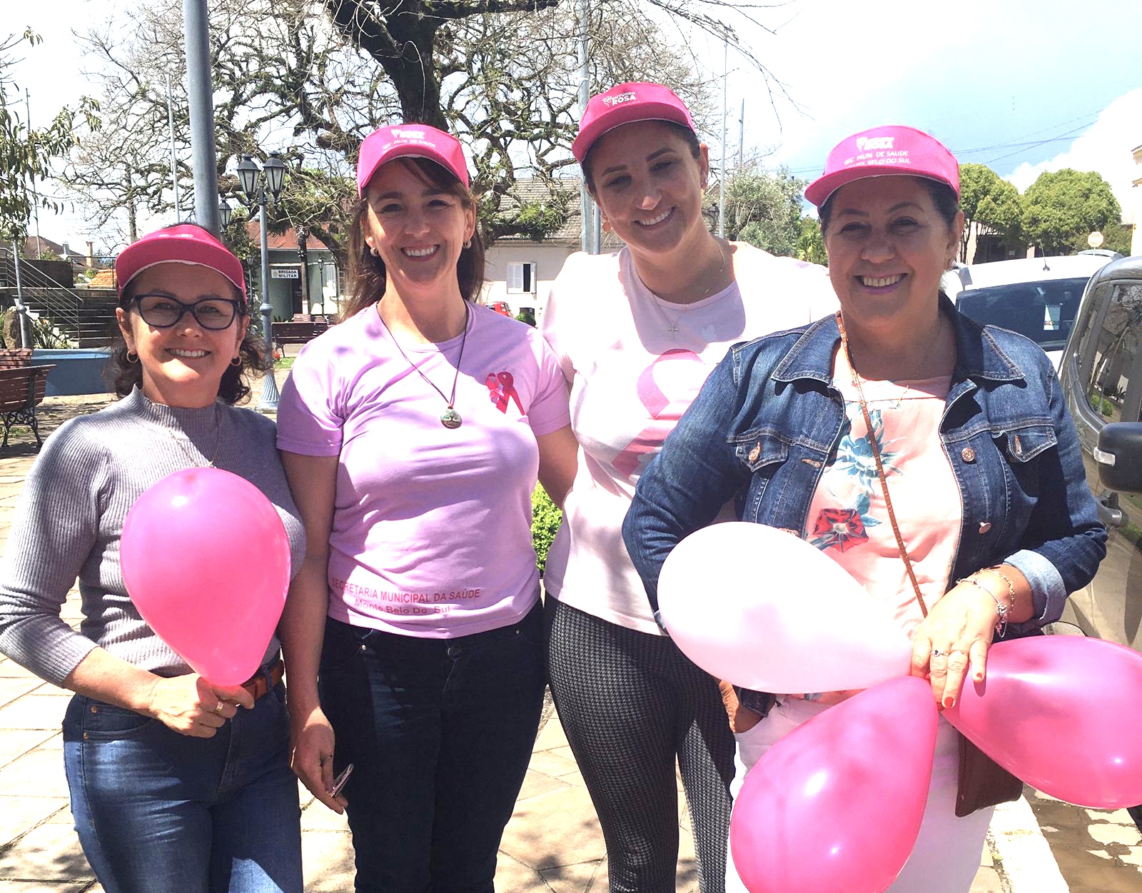 Vereadores aderem à campanha 'Outubro Rosa' na Caminhada das vitoriosas